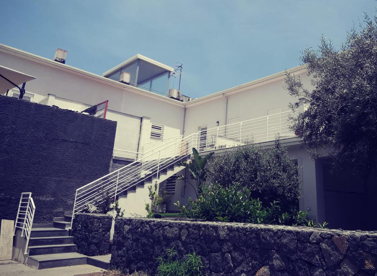 شقة La Casa Dei Capperi - The House Of Capers 1 أتشيريالي المظهر الخارجي الصورة